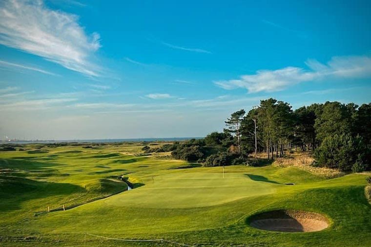  Travel to the Hidden Gems - Golf Courses